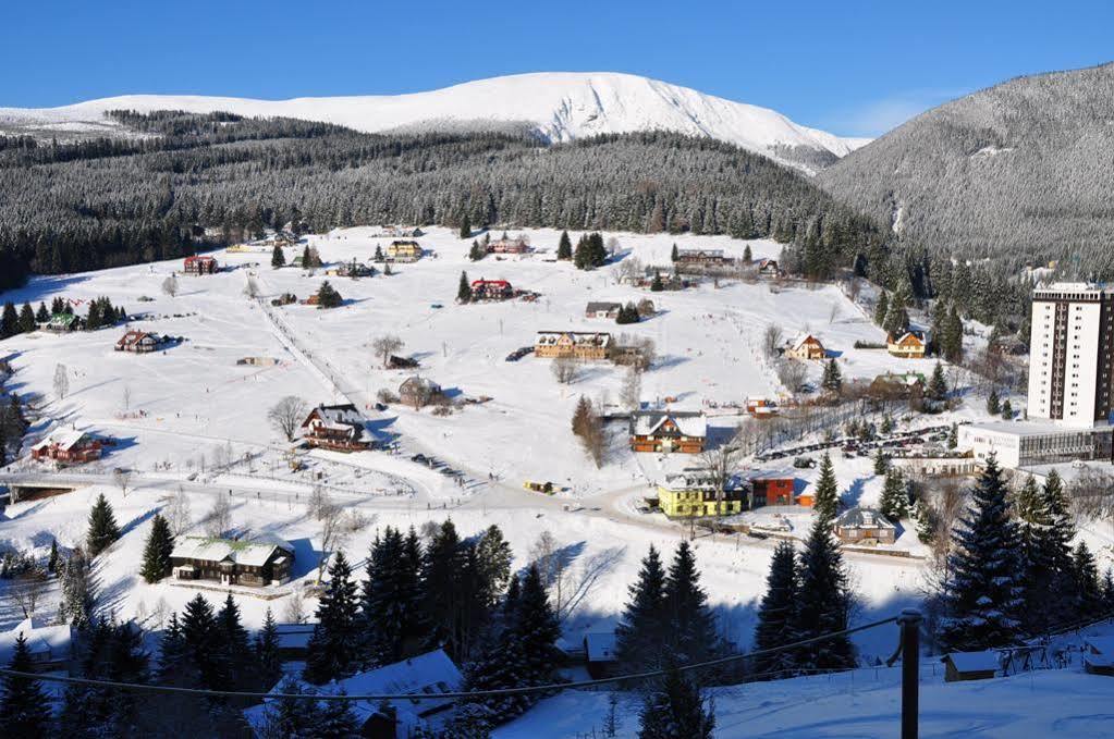 Chata Orlik Pec pod Snezkou Exterior foto